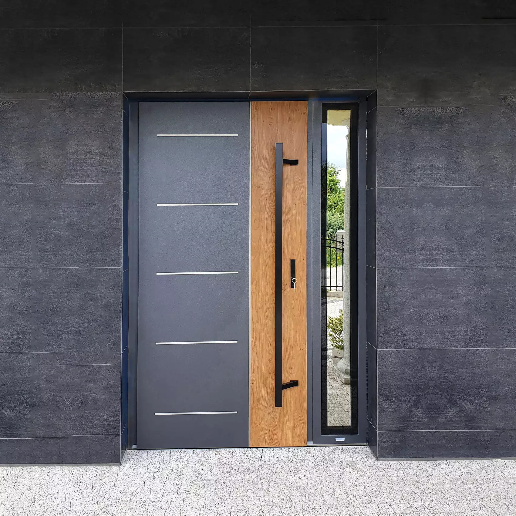 Zewnętrzne drzwi 140 cm